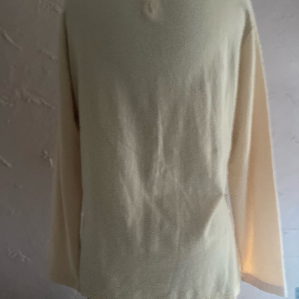 Iceberg sweater with Pepe la pew - Picture 11 of 15